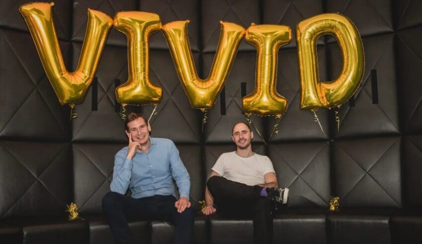 Les deux fondateurs de la banque pro Vivid, Artem à gauche et Alexander à droite